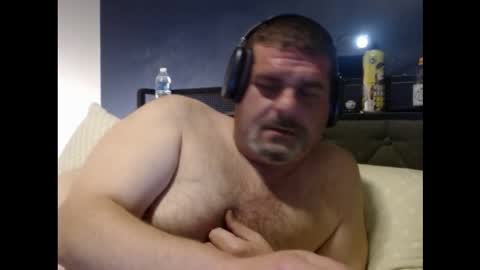 Snapshot of troubleinkaty chatting on 11-08-25, 05:07 Steve online show from 11-08-25, 05:07