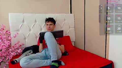 Snapshot of troy_boy20 chatting on 10-04-25, 08:07 Troy online show from 10-04-25, 08:07