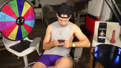 Troy Green online show from 01-11-25, 03:34