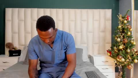 Snapshot of troykhalil chatting on 12-21-24, 08:54 Troy Khalil online show from 12-21-24, 08:54