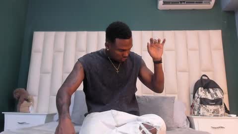 Snapshot of troykhalil chatting on 01-11-25, 09:04 Troy Khalil online show from 01-11-25, 09:04