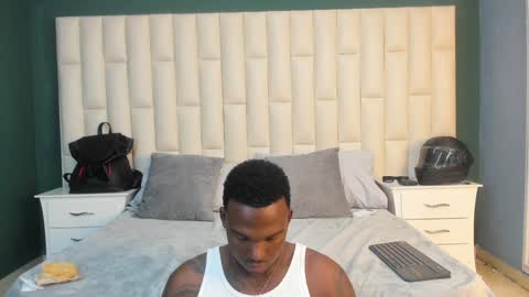 Snapshot of troykhalil chatting on 01-23-25, 12:14 Troy Khalil online show from 01-23-25, 12:14