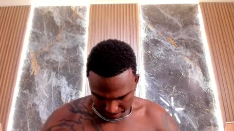 Snapshot of troykhalil chatting on 02-08-25, 11:55 Troy Khalil online show from 02-08-25, 11:55