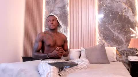 Snapshot of troykhalil chatting on 02-18-25, 08:58 Troy Khalil online show from 02-18-25, 08:58