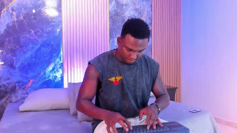 Snapshot of troykhalil chatting on 10-14-25, 09:37 Troy Khalil online show from 10-14-25, 09:37