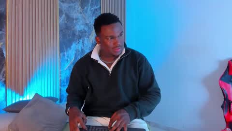 Snapshot of troykhalil chatting on 10-24-25, 11:01 Troy Khalil online show from 10-24-25, 11:01