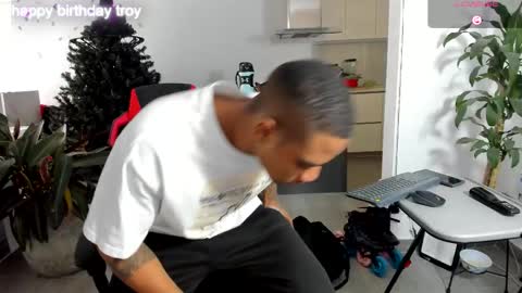 Troy wesly online show from 12-18-25, 05:41