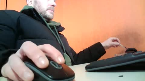 Snapshot of truble_78 chatting on 02-18-25, 12:39 truble_78 online show from 02-18-25, 12:39