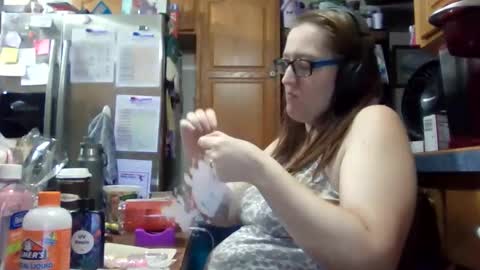 TruckersWifeToBe online show from 11-09-25, 05:28