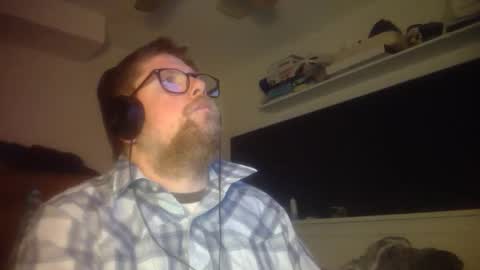 Snapshot of true_manofworth chatting on 11-10-25, 04:33 HandicappedLaugher online show from 11-10-25, 04:33