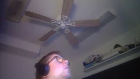 Snapshot of true_manofworth chatting on 12-01-25, 03:55 HandicappedLaugher online show from 12-01-25, 03:55