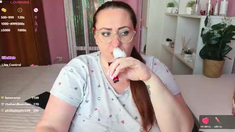 Snapshot of truly_goddess chatting on 03-07-25, 12:23 Adelle online show from 03-07-25, 12:23