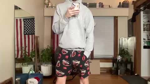 Snapshot of trystoph chatting on 12-14-24, 09:07 Treistoph online show from 12-14-24, 09:07