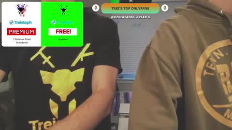 Snapshot of trystoph chatting on 10-10-25, 12:15 Treistoph online show from 10-10-25, 12:15