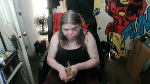 Snapshot of ts_anne chatting on 03-09-25, 12:31 Anne online show from 03-09-25, 12:31