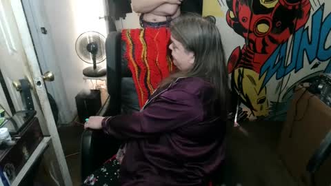 Snapshot of ts_anne chatting on 03-12-25, 10:37 Anne online show from 03-12-25, 10:37