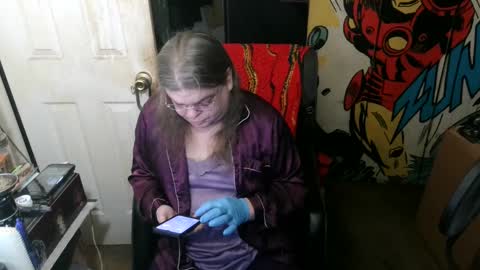 Snapshot of ts_anne chatting on 09-19-25, 07:10 Anne online show from 09-19-25, 07:10