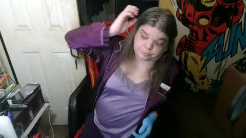 Snapshot of ts_anne chatting on 09-21-25, 04:25 Anne online show from 09-21-25, 04:25