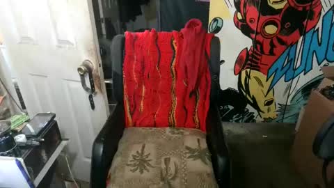 Snapshot of ts_anne chatting on 10-31-25, 05:30 Anne online show from 10-31-25, 05:30