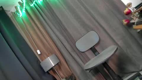 Snapshot of ts_chloexxx chatting on 02-10-25, 06:24 Chloe online show from 02-10-25, 06:24