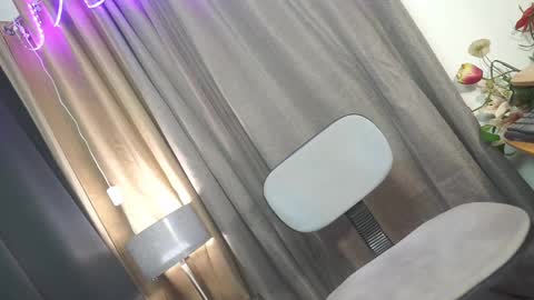 Snapshot of ts_chloexxx chatting on 02-25-25, 10:26 Chloe online show from 02-25-25, 10:26