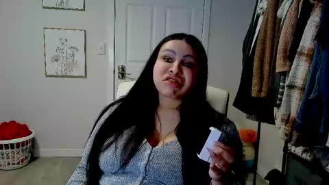 Snapshot of ts_day chatting on 05-05-26, 10:29 Day online show from 05-05-26, 10:29