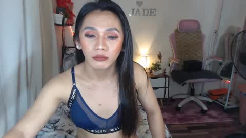 Snapshot of ts_jadexxx chatting on 12-29-24, 01:24 Jade online show from 12-29-24, 01:24