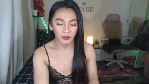 Snapshot of ts_jadexxx chatting on 02-03-25, 01:52 Jade online show from 02-03-25, 01:52