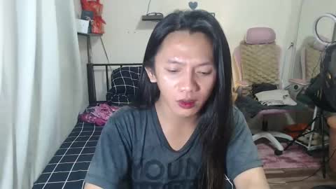 Snapshot of ts_jadexxx chatting on 02-05-25, 08:32 Jade online show from 02-05-25, 08:32