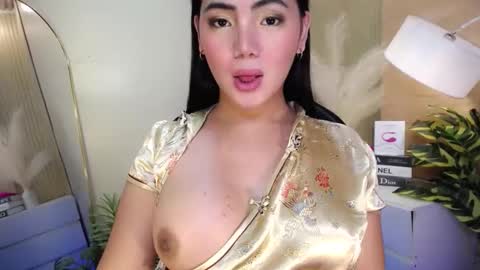 Snapshot of ts_marthapooker chatting on 03-02-25, 01:47 Martha The Pooker online show from 03-02-25, 01:47