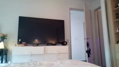 TS Rose25 online show from 03-04-25, 07:51