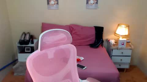 Scarlet online show from 01-26-25, 08:56