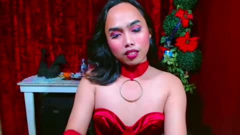 Snapshot of ts_uranus98 chatting on 11-15-25, 04:36 kate online show from 11-15-25, 04:36