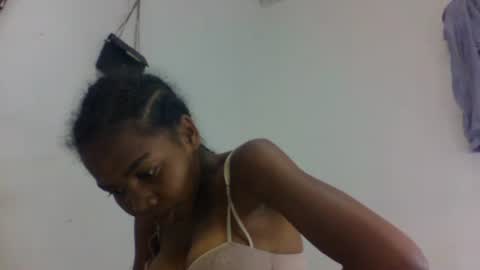 Snapshot of tsaraflorida chatting on 11-19-25, 08:09 tsaraflorida online show from 11-19-25, 08:09