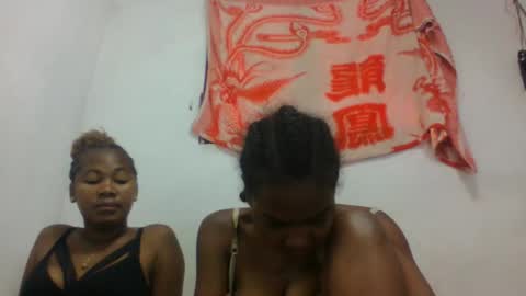 Snapshot of tsaraflorida chatting on 11-20-25, 10:37 tsaraflorida online show from 11-20-25, 10:37