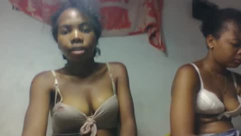 Snapshot of tsaraflorida chatting on 11-20-25, 10:53 tsaraflorida online show from 11-20-25, 10:53