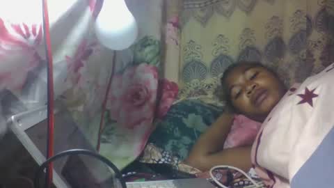 Snapshot of tsaraflorida chatting on 11-28-25, 02:03 tsaraflorida online show from 11-28-25, 02:03