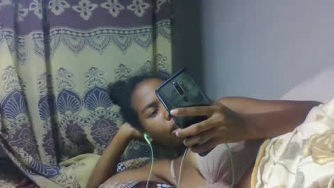 Snapshot of tsaraflorida chatting on 12-13-25, 09:09 tsaraflorida online show from 12-13-25, 09:09