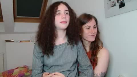 TSBubbles online show from 10-16-25, 08:32