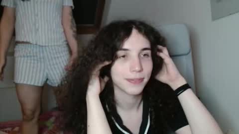 TSBubbles online show from 10-19-25, 09:48