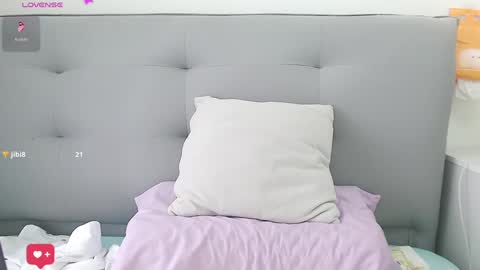 Snapshot of tscn88 chatting on 01-05-25, 04:36 Anne Bebe online show from 01-05-25, 04:36