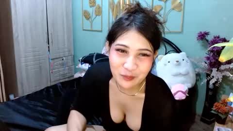 Snapshot of tsempress chatting on 01-20-25, 03:18 SHENA  online show from 01-20-25, 03:18