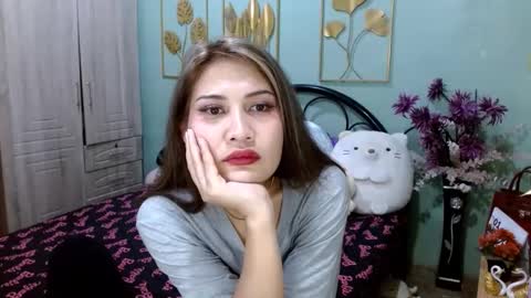 Snapshot of tsempress chatting on 02-17-25, 06:59 SHENA  online show from 02-17-25, 06:59