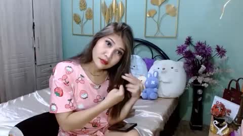 Snapshot of tsempress chatting on 02-27-25, 05:47 SHENA  online show from 02-27-25, 05:47