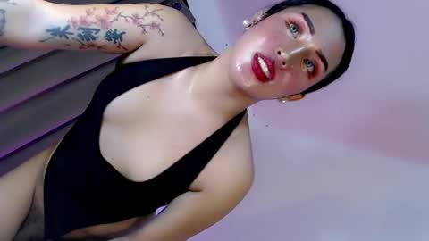 Julian online show from 03-08-25, 10:24