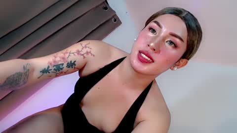 Julian online show from 03-11-25, 05:57