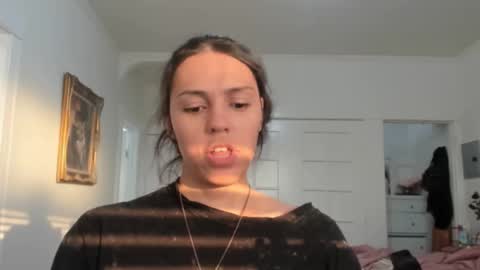 Ts Mary Jane online show from 12-22-25, 12:18