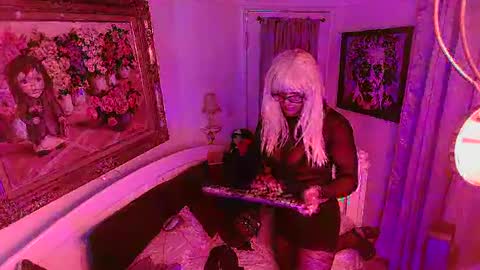 Sassy Star online show from 02-10-25, 03:46