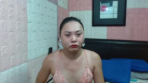 Kirei online show from 05-14-26, 10:44