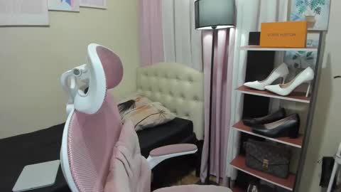 Snapshot of tsuncutmargauxx chatting on 10-03-25, 08:33 tsuncutmargauxx online show from 10-03-25, 08:33